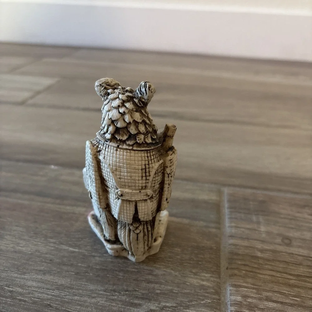 Brown &‎ White Resin Owl Decorative Figurine Scholar